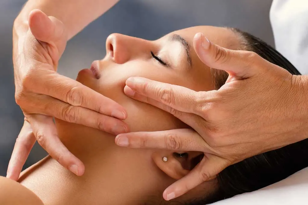 Approche ostéopathique du bruxisme